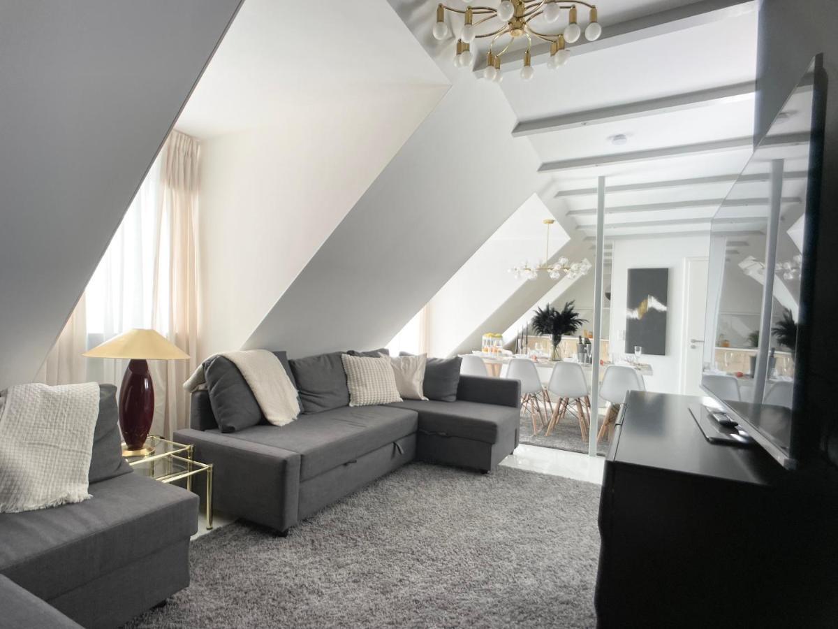 M-Style 04 Apartment Mit Balkon Und Gasgrill, 24H Self-Check-In, Free Parking, Netflix Nürnberg Dış mekan fotoğraf